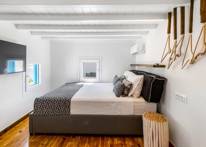 Panda Blue&white Downtown *