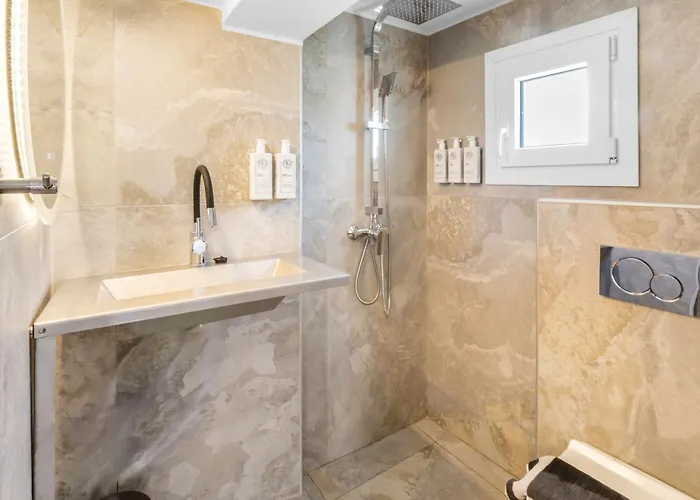 Panda Blue&white Downtown Apartment