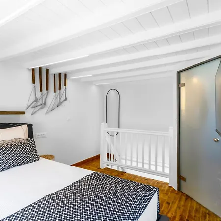 Panda Blue&white Downtown Megali Ammos (Mykonos)